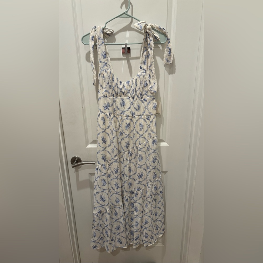 NWT Trixxi White Midi Dress with Blue Floral Ring Print and Tie Straps - L